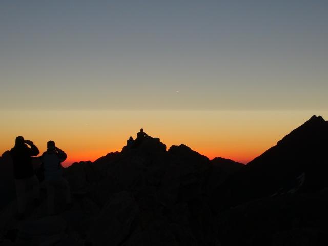 Lever De Soleil au Pain De Sucre