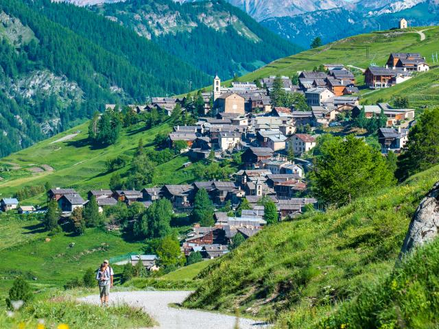 Saint Veran Et Randonneurs ©images Et Reves