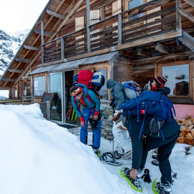 Montée Au Refuge De La Blanche Fb 18