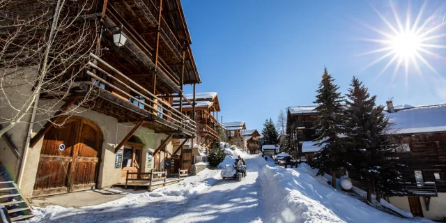 Les fustes de Saint Véran sous la neige