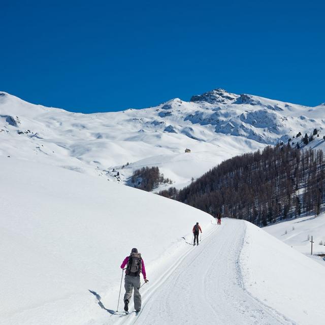 1200x900_les-5-vallees-du-queyras-en-ski-de-fond-36063.jpg