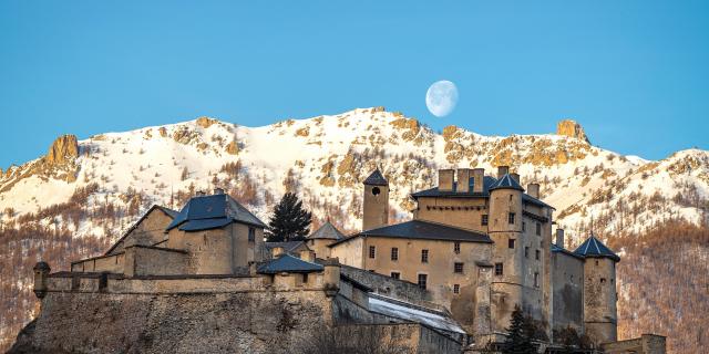 fort-queyras-avec-la-lune.jpg