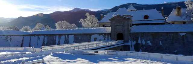 Mont Dauphin Hiver