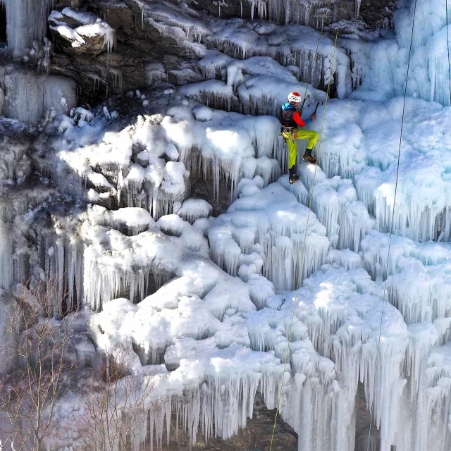 Cascade De Glace Alpinisme Glace