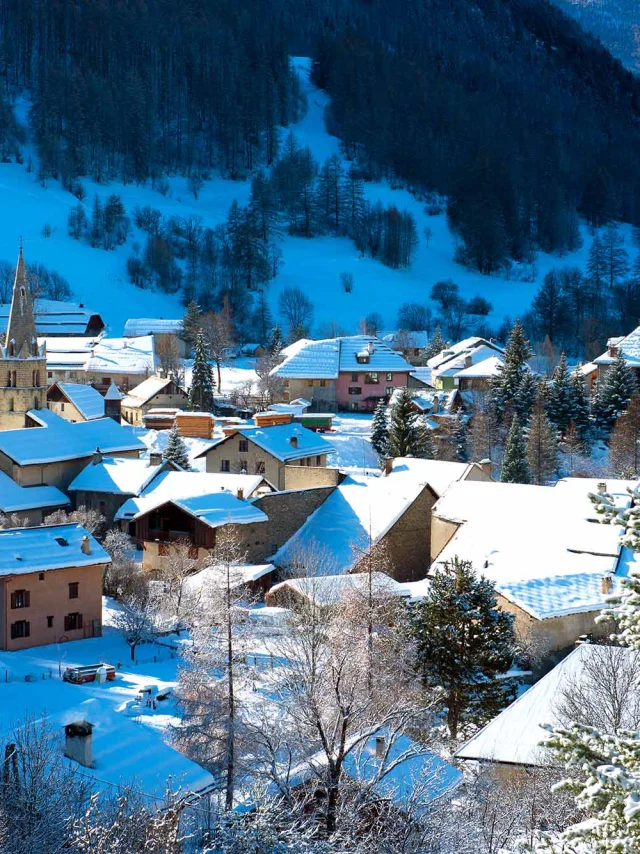 Chateau Ville Vieille Queyras Hiver